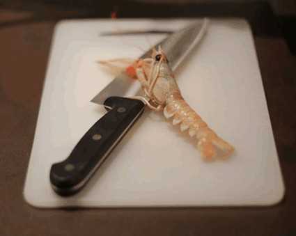 RECETA DE LANGOSTINOS EN TEMPURA DE PIPAS DE CALABAZA