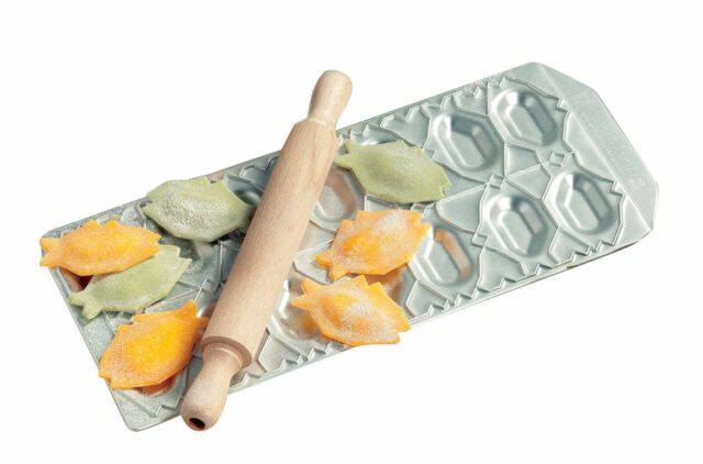 BANDEJA PARA HACER RAVIOLIS FORMA PEZ